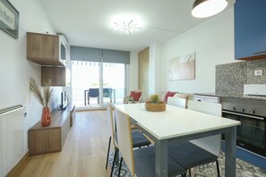 Living-dining room (1)