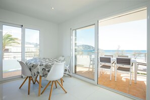 Living-dining room (2)