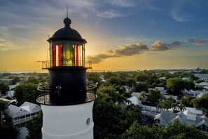 Opening in 1848, the Key West Lighthouse was one of the first and only to have a woman as its keeper—nearly unheard of during the 19th century.  After a series of upgrades and modernizations, the U.S. Coast Guard decommissioned the structure in 1969.