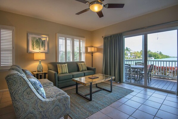 Harbor Village 3 Bedroom Townhome Villa - Living Area