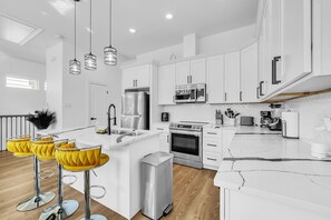 Indoors, Kitchen, Floor, Flooring, Appliance