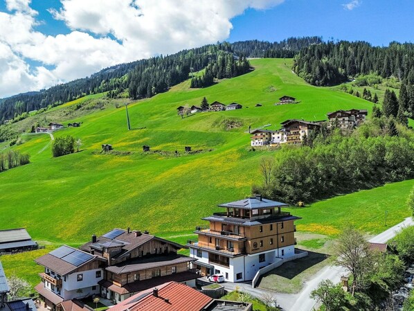 Building, House, Landscape, Rural Area, Home, Hill, Highland, Roof, Hill Station, Residential Area