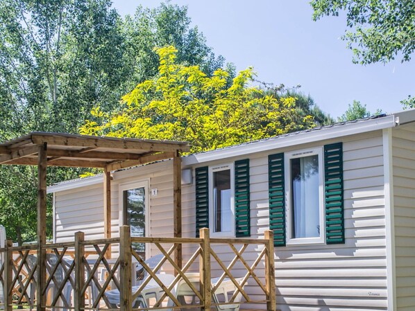 Navire, Bateau, Appartement, Marina, Mobilier De Jardin, Ombre, Bateaux Et Nautique - Materiel Et Fournitures, Balcon, Recours, Quai