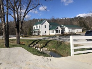 Farmhouse (3)