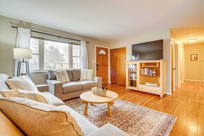 Living Room | 1st Floor | Books/Board Games
