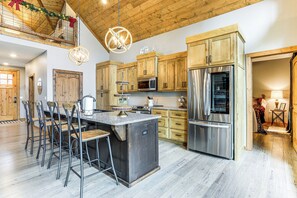Kitchen | 1st Floor | Keurig | Dishwasher | Blender | Toaster