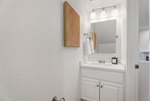 Powder room