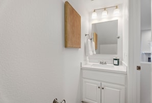 Powder room
