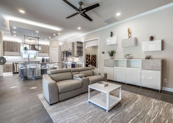 Contemporary, cozy living room with stylish and modern decor.