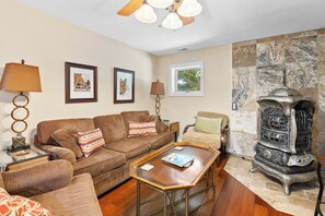 Main Level, Entry Way Den