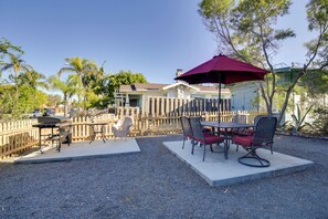 Shared Backyard | Gas Grill