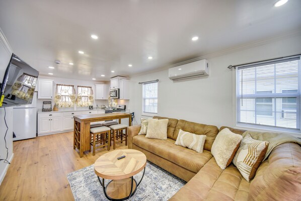 Norfolk Vacation Rental | 2BR | 1BA | 1,200 Sq Ft | 5 Steps to Enter