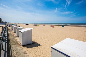 Surroundings [summer] (1-5 km)