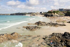 Bredon Court 9, Newquay: Towan Beach sits just moments away