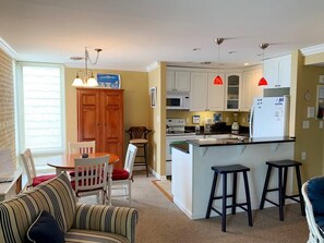PropertyImg4