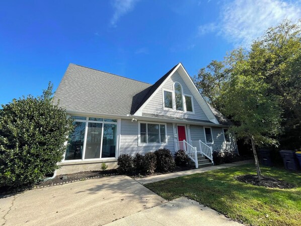 PropertyImg1