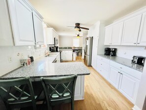 PropertyImg4