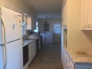 PropertyImg4