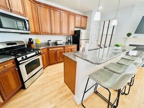 PropertyImg4
