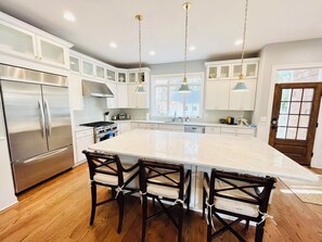 PropertyImg5