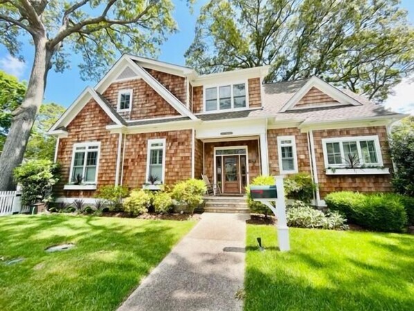 PropertyImg1