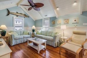 PropertyImg1