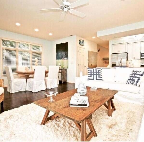 PropertyImg1