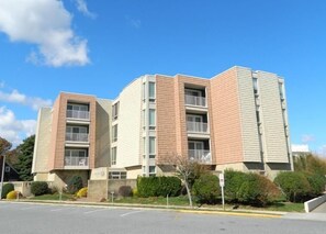 PropertyImg1
