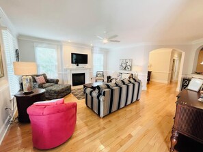 PropertyImg4