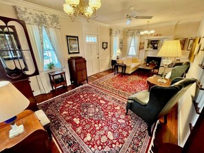 PropertyImg4