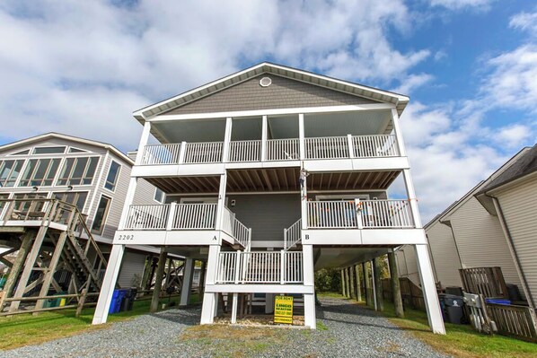 PropertyImg1