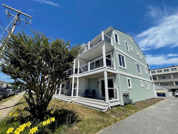 PropertyImg1