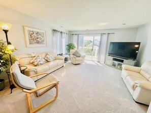 PropertyImg3