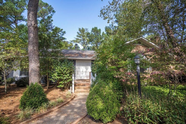 PropertyImg1
