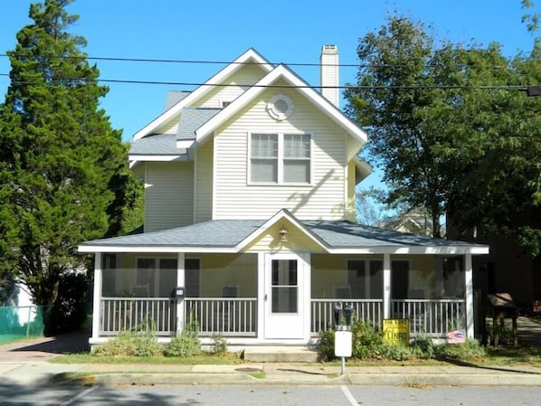 PropertyImg1