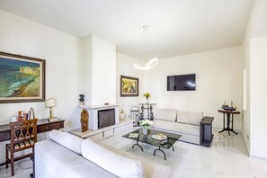 Villa Giloma image