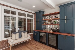 Bar (in der Unterkunft)