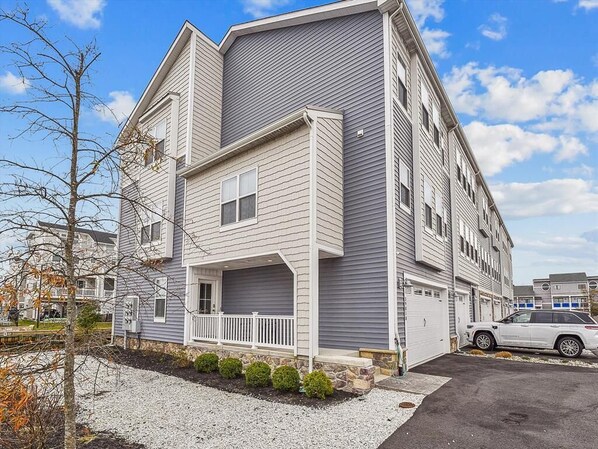 A stunning corner unit offering extra privacy and beautiful water views.