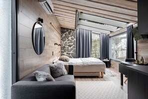 Suite living room with air-conditioning