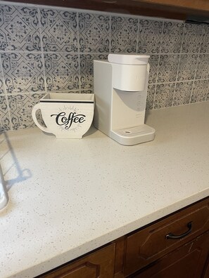 Kaffee und/oder Kaffeemaschine