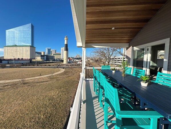 The views from this end unit are unparalleled and unbelievable!