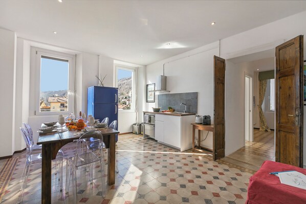 Kitchen and dining area