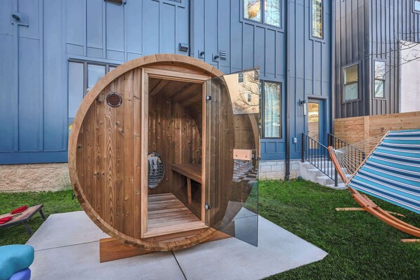 Relax in your private oasis with this chic sauna, perfect for unwinding after exploring Downtown Nashville. Ideal for large groups, it enhances your bachelorette party or family reunion while soaking up Music City vibes in style.