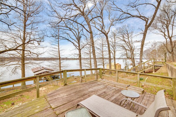 Winnsboro Vacation Rental | 3BR | 2.5BA | 2,600 Sq Ft | Step-Free Entry