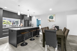 Kitchen/Dining Area
