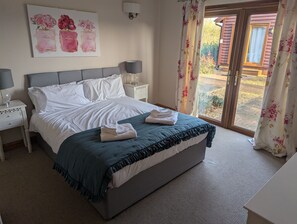 Muchwood: Bedroom