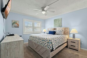 Open a window and enjoy listening to the waves rolling onto the beach.