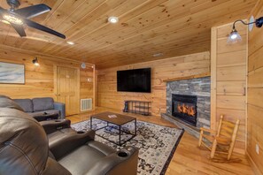 Black Bear Lodge's fun game room