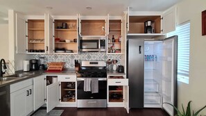 Everything you need for a stress free stay, from free drinks to kitchen utensils
