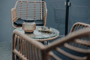 Genießen Sie auch den Zugang zum Balkon.
